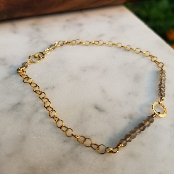 Labradorite bracelet with gold fill chain and - Picture 9 of 15